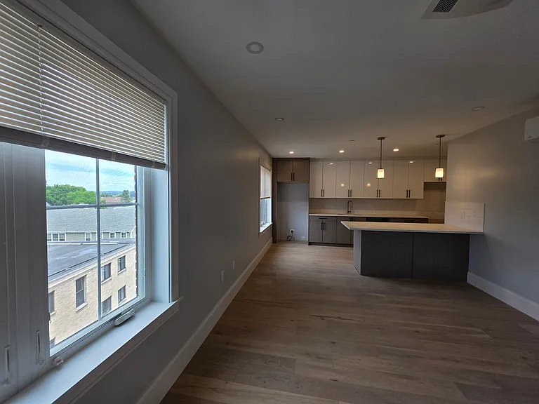 349 Market St #B1 — Photo 23