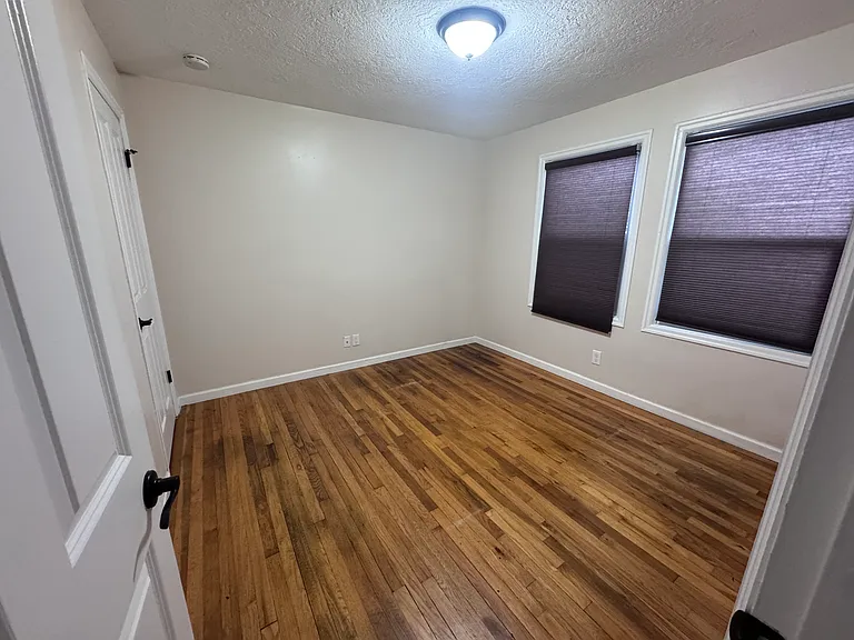 4777 Exeter St — Photo 9