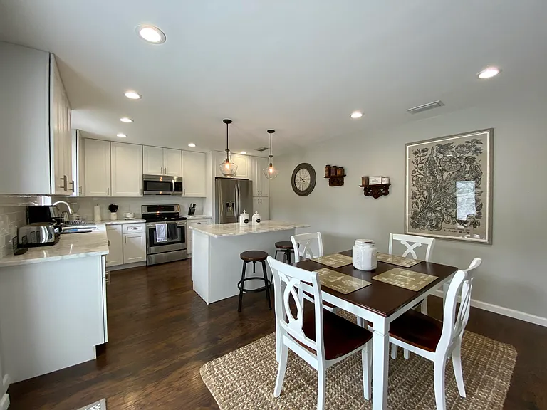 453 Park Forest Way — Photo 5