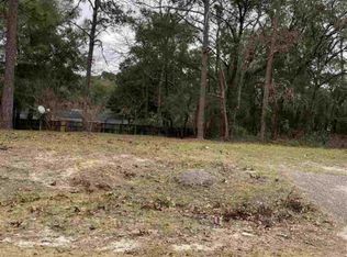 4013 Bishop Rd, Tallahassee, FL 32305