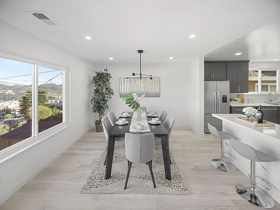 5th image of 398 Southhill Blvd