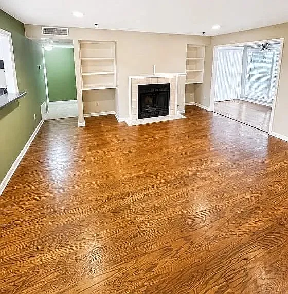 2 bed, 1270 sqft, $1,900 — Photo 2