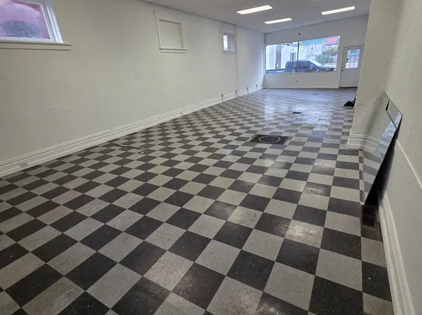 2519-2523 Peach St, Erie, PA 16502