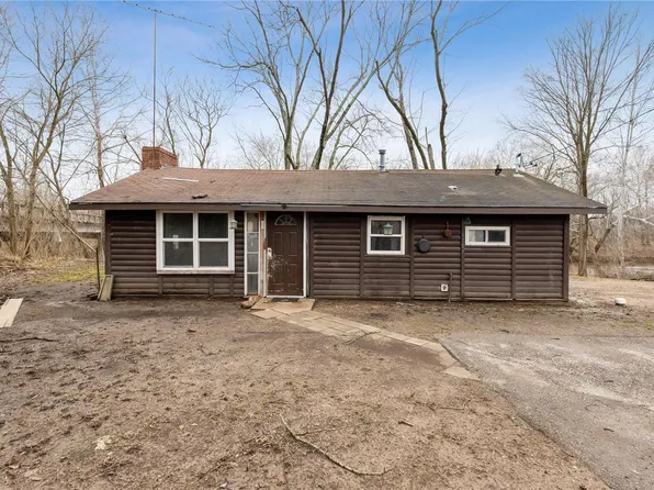 8999 Big Bend Rd, Dittmer, MO 63023