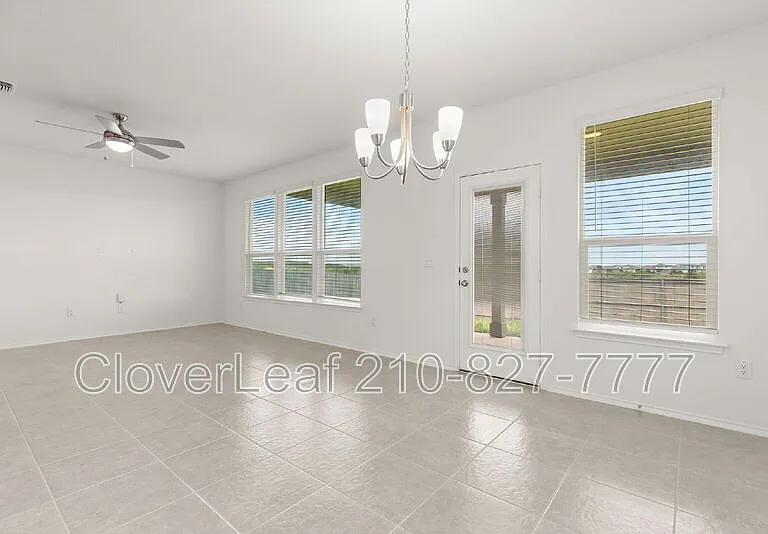 8111 Knoxville Trl — Photo 11