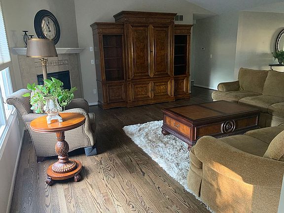 4th image of 54981 Malheur Dr