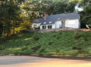 10 Farm Hill Rd, Natick, MA 01760