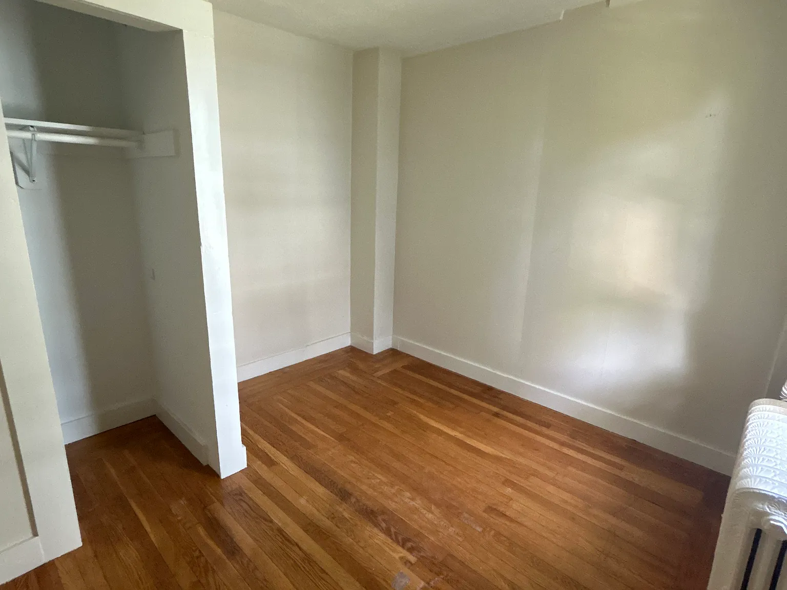 1 bed, 380 sqft, $1,950 — Photo 3