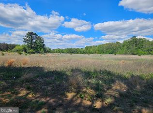 1252 W Oak Rd, Vineland, NJ 08360