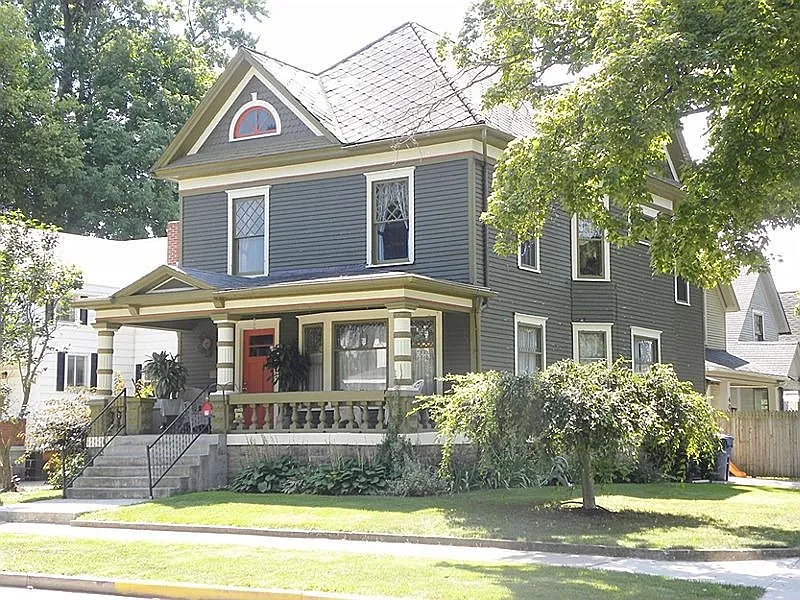 204 E Diamond St photo 1