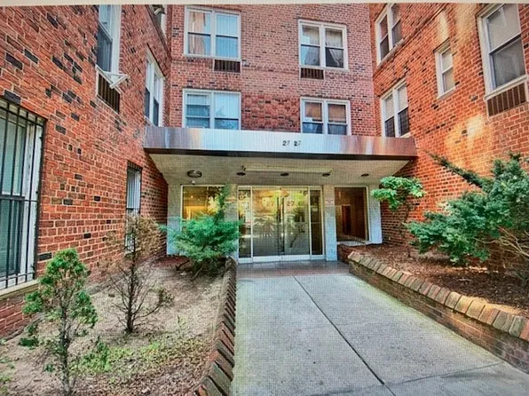 2727 Ocean Parkway image 1 of 2