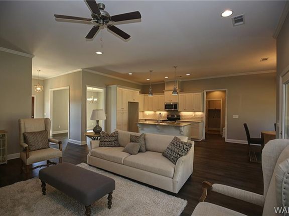 2nd image of 1709 Sweetgum Cir