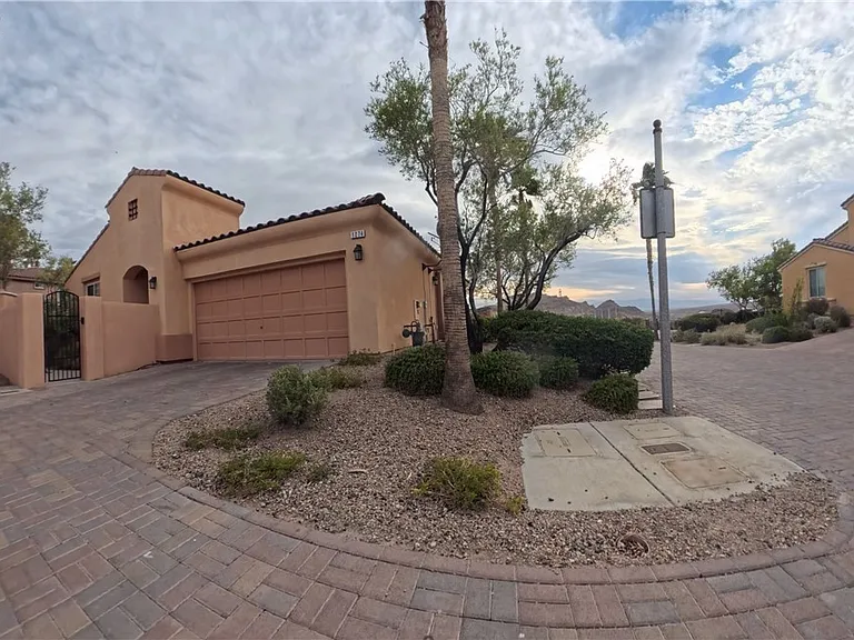 1274 Calcione Dr — Photo 2