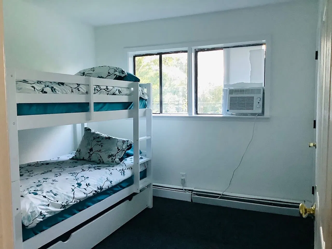 4 bed, $2,800 — Photo 3