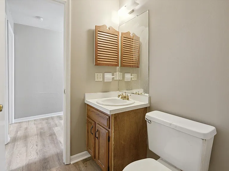 SW 69th St — Photo 3