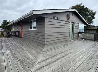 3918 S Ave, Anacortes, WA 98221