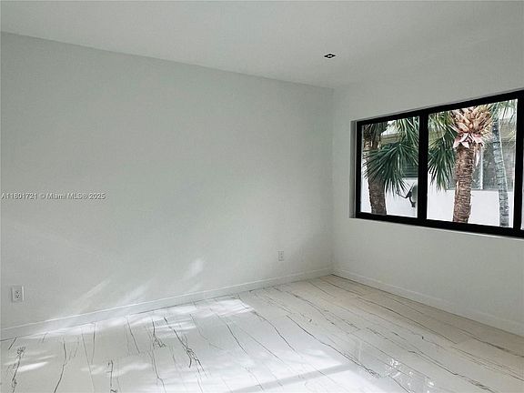 5th image of 1155 102nd St #10