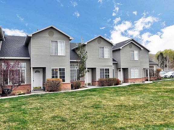 3rd image of 249 S Majestic Meadows Dr