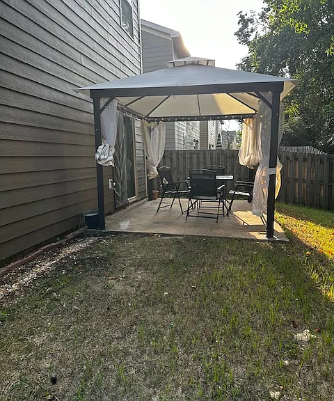 Olivia Ln — Photo 11
