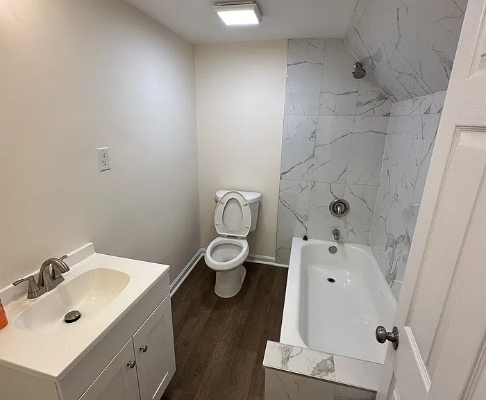2717 Cedarhurst Rd #5 — Photo 7