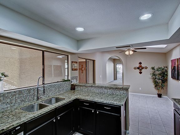 4th image of 4520 E Rosemonte Dr