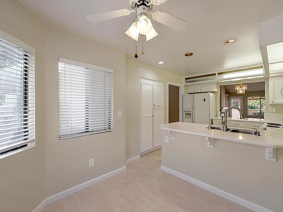4th image of 7602 Halladale Ct