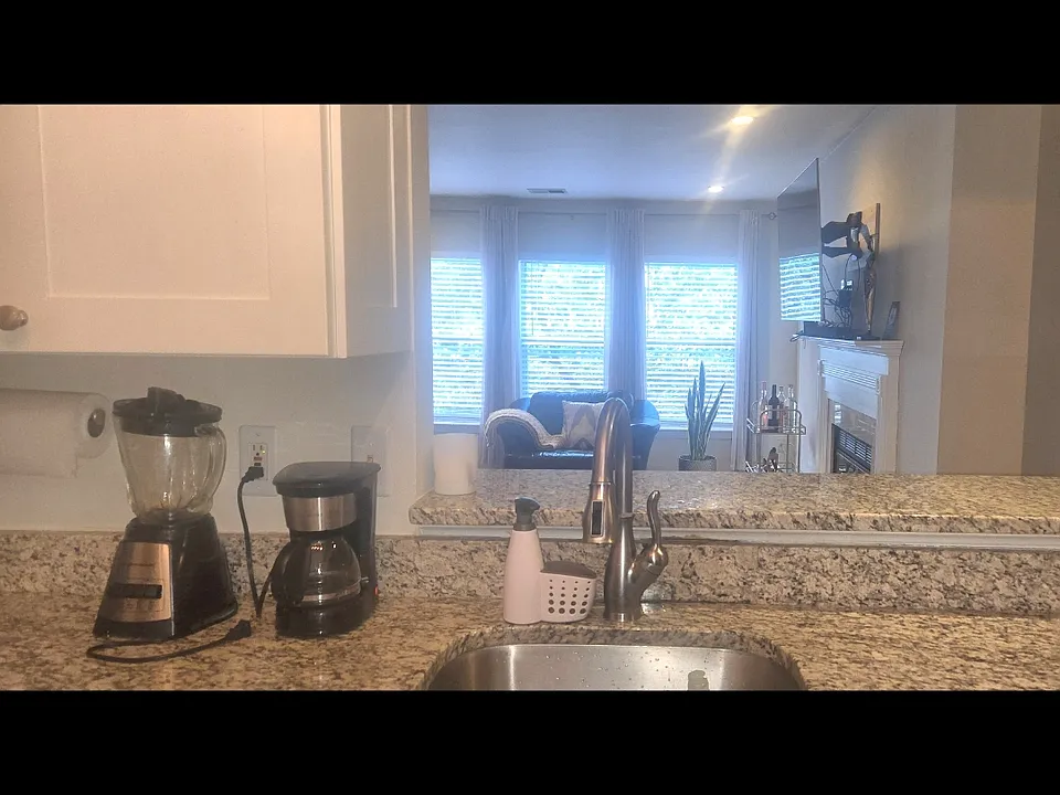 7705 Lafayette Forest Dr #23