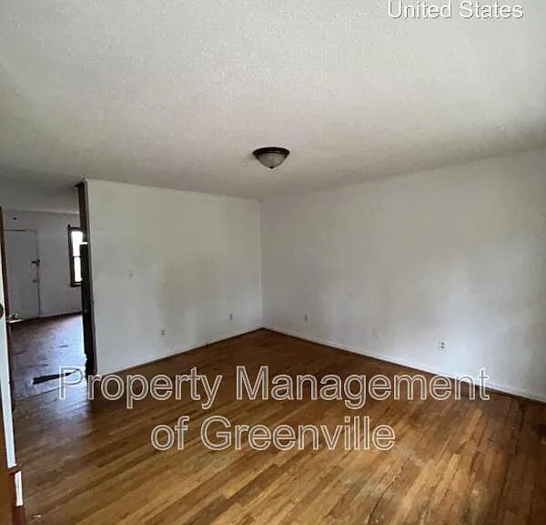 104 Shadow Wood Dr #D — Photo 2