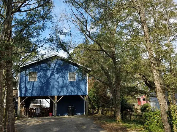 104 Lenwood Ct, Collington, NC 27948