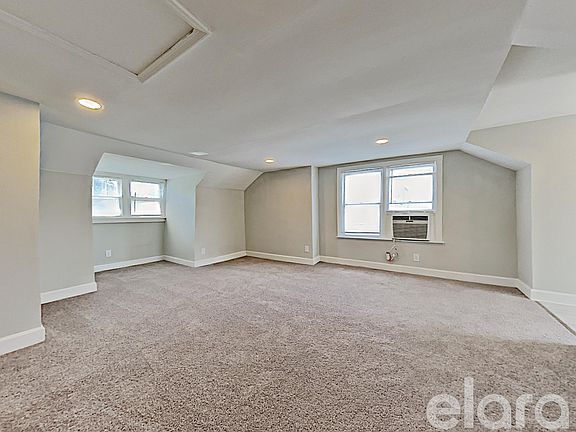 3rd image of 93 Maury St #C