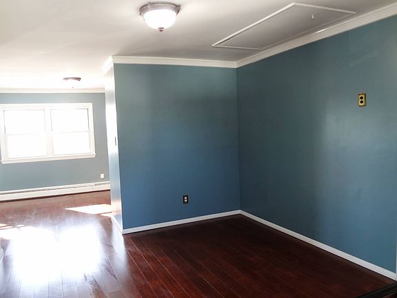 4th image of 375 Isabella Ave 2nd Floor 2nd Floor # Fl 2nd