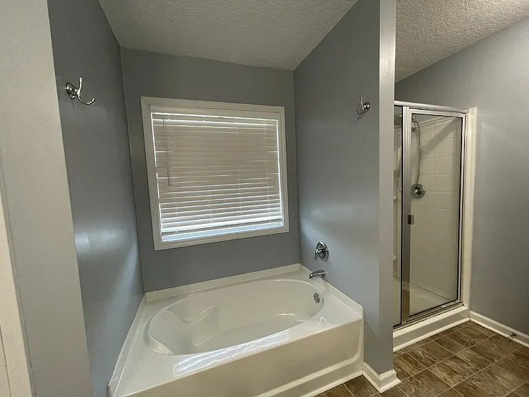 1322 Windrow Dr — Photo 18