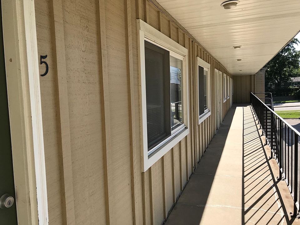 1st image of 7028 N University St APT 5