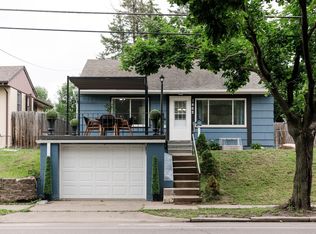 1462 Hazelwood St, Saint Paul, MN 55106