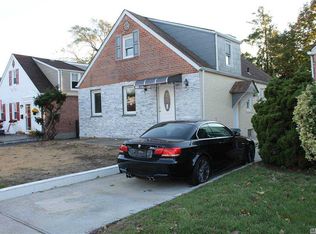 152 Roberta St, Valley Stream, NY 11580