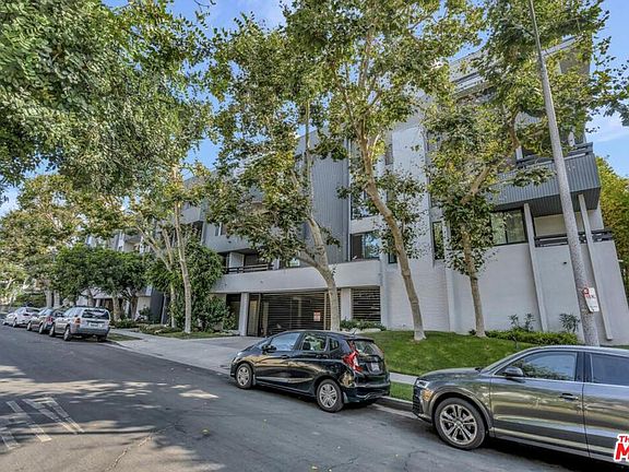 3rd image of 1830 Westholme Ave APT 203