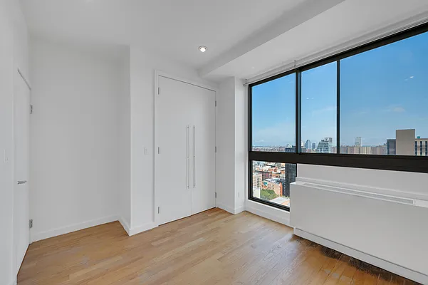 Rented by Bond New York | media 10