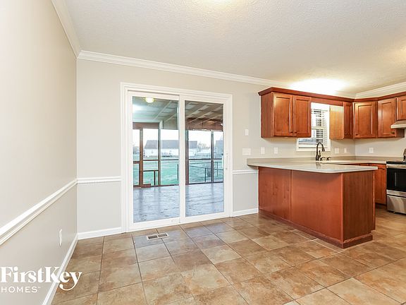 5th image of 3030 Arthur Dr