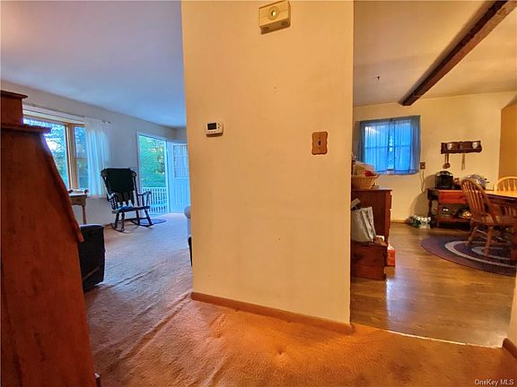 5th image of 43 Woodland Dr