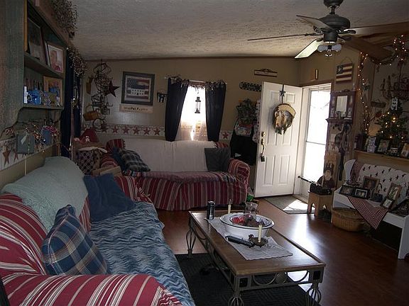 3rd image of 6087 Ivy Ln