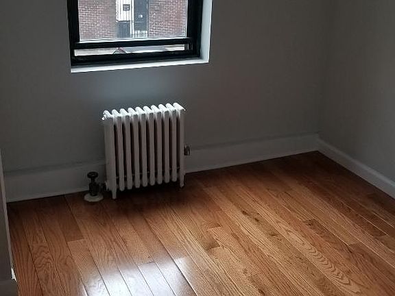 3rd image of 330 E 65th St APT 17