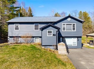 52 Cambridge Dr, Burton, NB E2V4J9