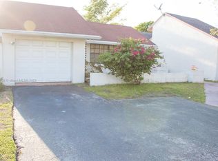 6912 SW 104th Ct, Miami, FL 33173