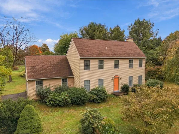 703 Broad St, Perkasie, PA 18944