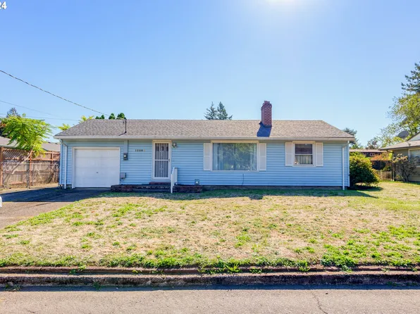 12008 SE Grant St, Portland, OR 97216