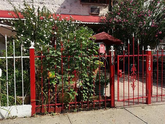 2nd image of 1470 Crotona Park E