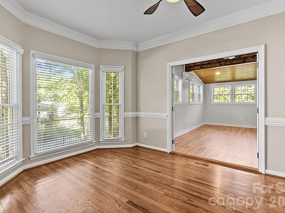 3rd image of 107 Jib Ln