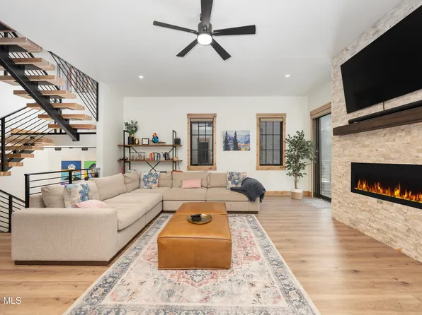85 RAMBLE Lane, Winter Park, CO 80482