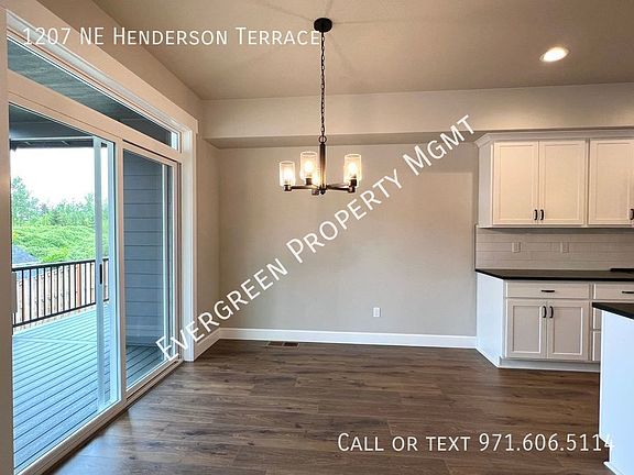 5th image of 1207 NE Henderson Ter