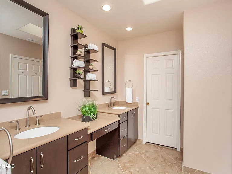 7771 E Foxmore Ln — Photo 19